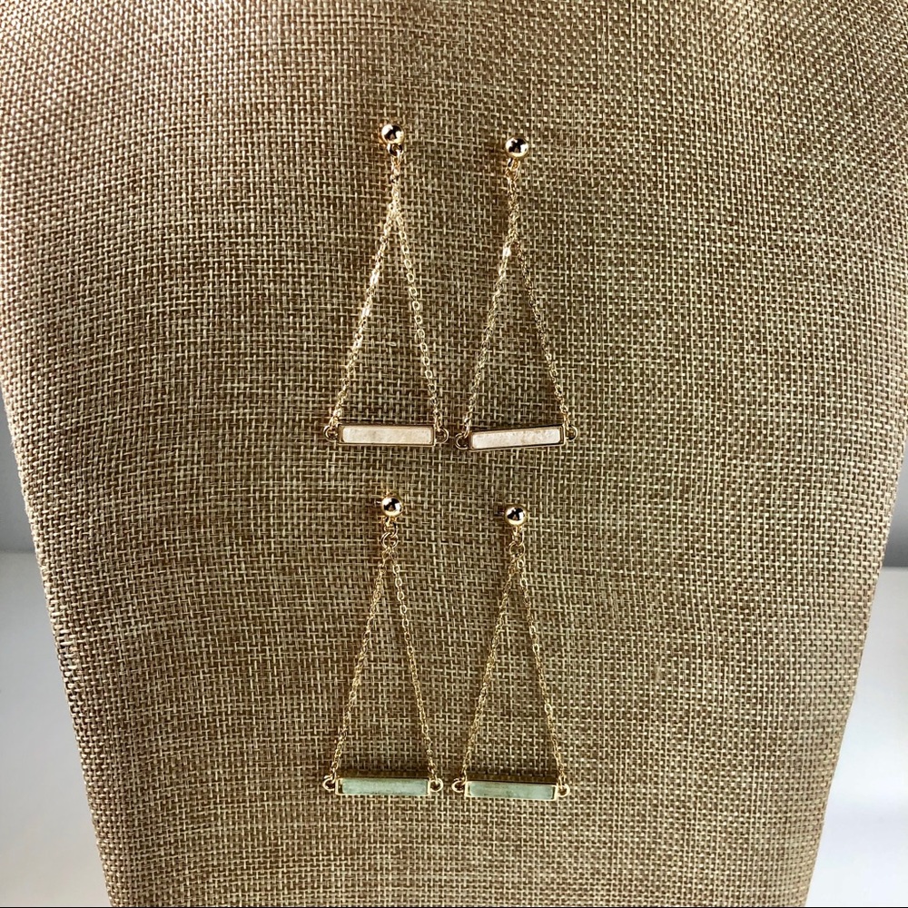 NEW Gold plated bar earrings